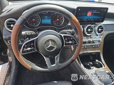 2022 Mercedes-Benz GLC 300 - zdjęcie 11 z 18 - miniatura