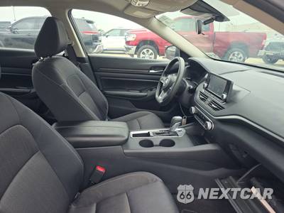 2022 Nissan Altima S - zdjęcie 8 z 30 - miniatura
