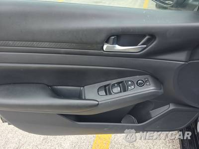 2022 Nissan Altima S - zdjęcie 9 z 30 - miniatura