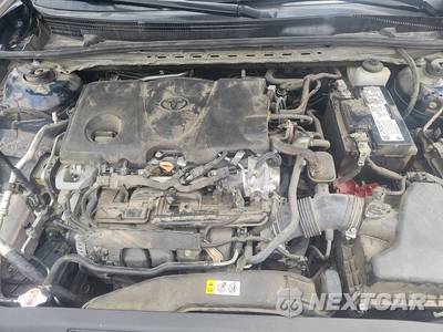 2022 Toyota Camry SE - zdjęcie 15 z 17 - miniatura