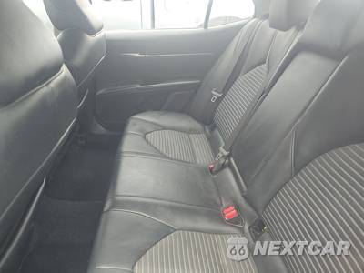 2022 Toyota Camry SE - zdjęcie 13 z 17 - miniatura
