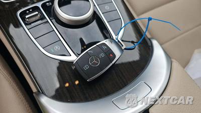 2020 Mercedes-Benz C 300 Sedan - zdjęcie 17 z 25 - miniatura