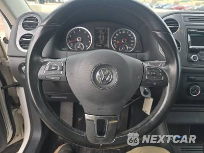 2013 Volkswagen Tiguan S w/Sunroof - zdjęcie 10 z 18 - miniatura