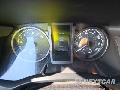 2017 Toyota Tacoma TRD Sport Extended Cab Long Bed w/Rear Doors - zdjęcie 12 z 17 - miniatura