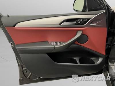 2025 BMW X4 Sports Activity Coupe xDrive30i - zdjęcie 22 z 47 - miniatura