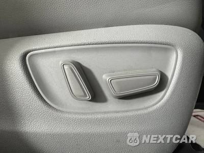 2021 Toyota Highlander XLE - zdjęcie 37 z 49 - miniatura