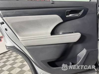 2021 Toyota Highlander XLE - zdjęcie 44 z 49 - miniatura