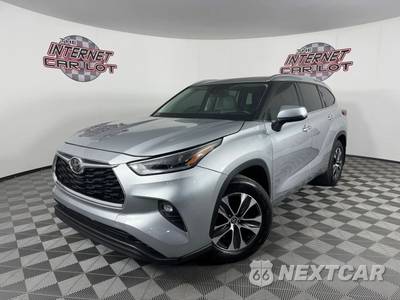 2021 Toyota Highlander XLE - zdjęcie 1 z 49 - miniatura