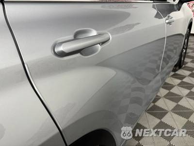 2021 Toyota Highlander XLE - zdjęcie 31 z 49 - miniatura