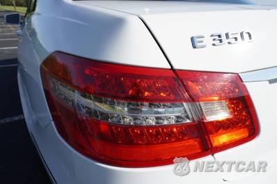 2011 Mercedes-Benz E 350 4MATIC Sedan - zdjęcie 11 z 34 - miniatura