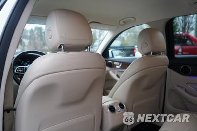 2022 Mercedes-Benz GLC 300 4MATIC - zdjęcie 46 z 50 - miniatura