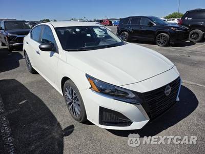 2025 Nissan Altima SV - zdjęcie 8 z 31 - miniatura
