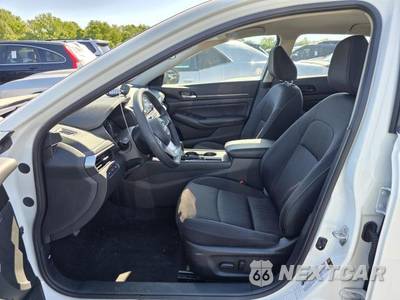 2025 Nissan Altima SV - zdjęcie 12 z 31 - miniatura
