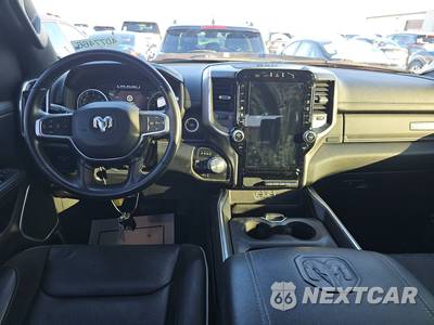 2023 Ram 1500 Laramie Crew Cab Short Bed - zdjęcie 11 z 18 - miniatura