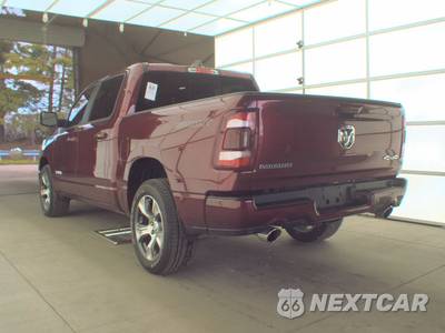 2023 Ram 1500 Laramie Crew Cab Short Bed - zdjęcie 6 z 18 - miniatura