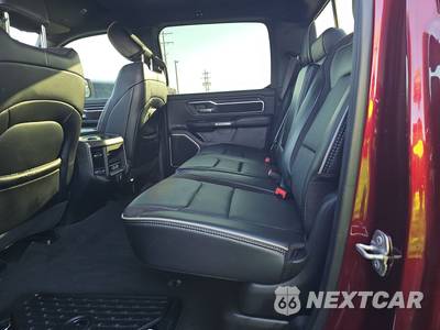 2023 Ram 1500 Laramie Crew Cab Short Bed - zdjęcie 13 z 18 - miniatura