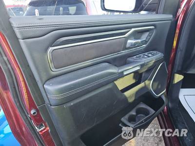 2023 Ram 1500 Laramie Crew Cab Short Bed - zdjęcie 9 z 18 - miniatura