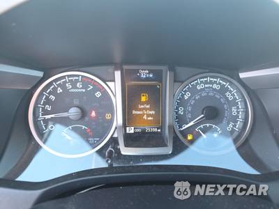 2022 Toyota Tacoma SR5 Crew Cab Medium Bed - zdjęcie 12 z 20 - miniatura