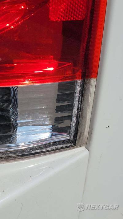 2012 Nissan Armada SV - zdjęcie 44 z 50 - miniatura