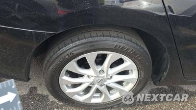 2019 Nissan Sentra SV - zdjęcie 9 z 15 - miniatura