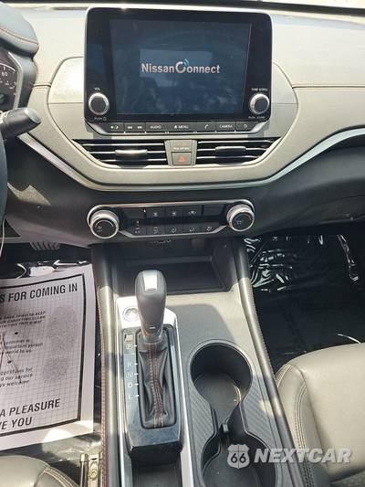 2021 Nissan Altima SR - zdjęcie 17 z 27 - miniatura