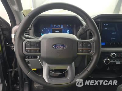 2025 Ford F-150 XLT Crew Cab Short Bed - zdjęcie 10 z 27 - miniatura
