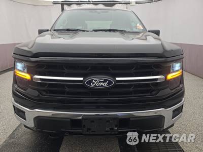2025 Ford F-150 XLT Crew Cab Short Bed - zdjęcie 2 z 27 - miniatura