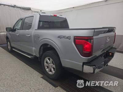 2025 Ford F-150 XLT Crew Cab Short Bed - zdjęcie 6 z 27 - miniatura