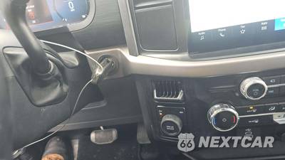 2025 Ford F-150 XLT Crew Cab Short Bed - zdjęcie 18 z 28 - miniatura