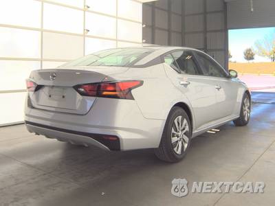 2022 Nissan Altima S - zdjęcie 5 z 36 - miniatura