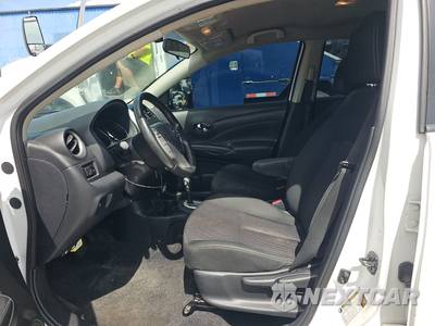 2018 Nissan Versa Sedan SV - zdjęcie 7 z 27 - miniatura