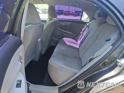 2012 Toyota Corolla LE - zdjęcie 13 z 21 - miniatura