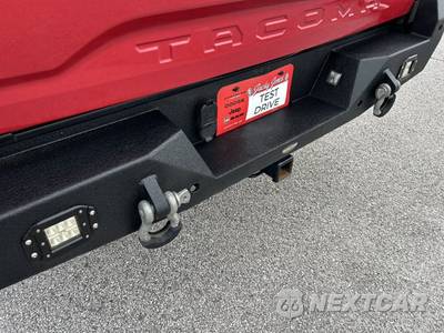 2017 Toyota Tacoma TRD Off-Road Crew Cab Medium Bed - zdjęcie 45 z 49 - miniatura