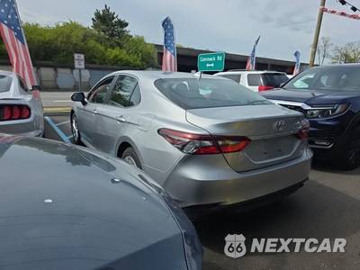 2023 Toyota Camry LE - zdjęcie 6 z 23 - miniatura