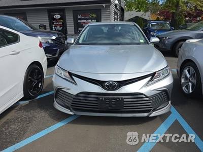 2023 Toyota Camry LE - zdjęcie 2 z 23 - miniatura