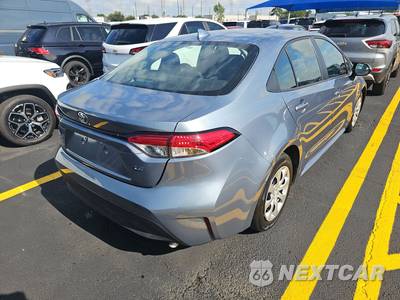 2024 Toyota Corolla LE Sedan - zdjęcie 4 z 19 - miniatura