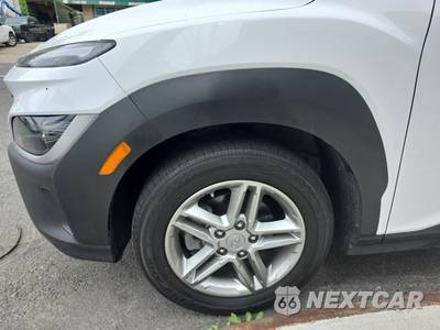 2023 Hyundai Kona SE - zdjęcie 8 z 24 - miniatura