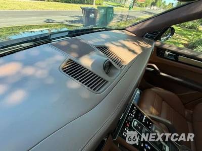 2019 Porsche Cayenne Turbo - zdjęcie 22 z 31 - miniatura