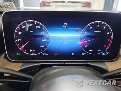 2024 Mercedes-Benz C 300 - zdjęcie 12 z 21 - miniatura