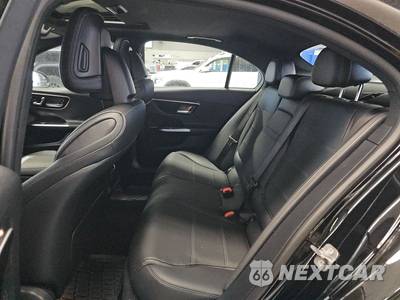 2024 Mercedes-Benz C 300 - zdjęcie 13 z 21 - miniatura