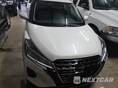 2022 Nissan Kicks SV - zdjęcie 2 z 17 - miniatura