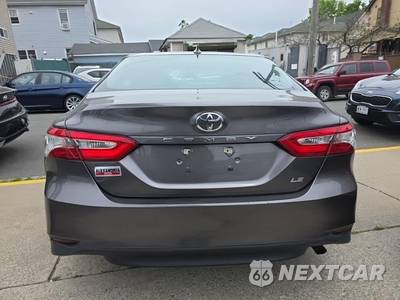 2019 Toyota Camry LE - zdjęcie 5 z 28 - miniatura
