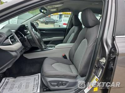 2019 Toyota Camry LE - zdjęcie 13 z 28 - miniatura