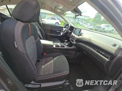 2020 Nissan Sentra SR - zdjęcie 8 z 31 - miniatura