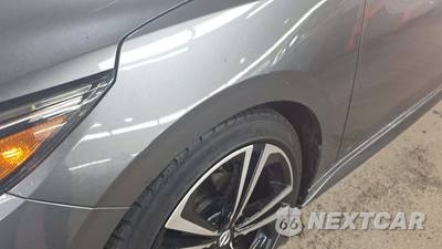 2020 Nissan Sentra SR - zdjęcie 21 z 31 - miniatura