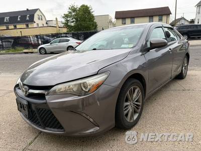 2017 Toyota Camry SE - zdjęcie 2 z 21 - miniatura