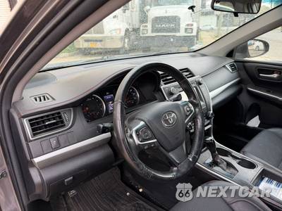 2017 Toyota Camry SE - zdjęcie 10 z 21 - miniatura
