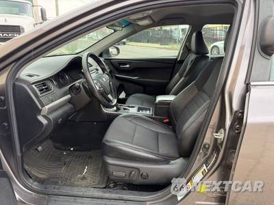 2017 Toyota Camry SE - zdjęcie 17 z 21 - miniatura