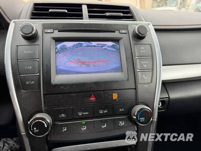 2017 Toyota Camry SE - zdjęcie 14 z 21 - miniatura