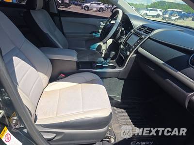 2016 Toyota Camry SE - zdjęcie 8 z 26 - miniatura